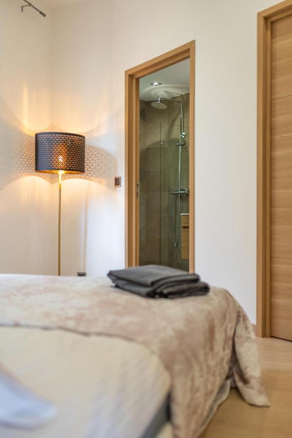 Superbe Appartement Avec Balcon Proche Monaco Beausoleil Esterno foto